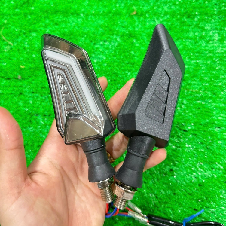 Đèn led xi nhan xe máy chạy hiệu ứng audi, xi nhan kiếm