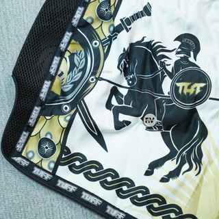 Quần Muay Thái Golden Gladiator in White TUFF