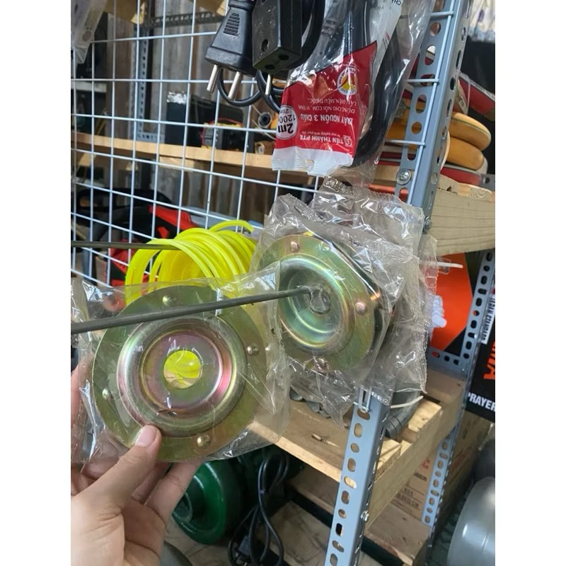 lưỡi cắt cỏ bằng cước,Bát cước cắt cỏ bằng kim loại.