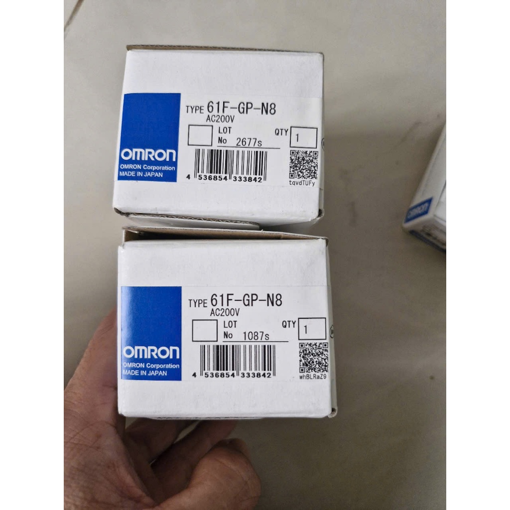 Bộ điều khiển mực nước Omron 61F-GP-N8 AC220