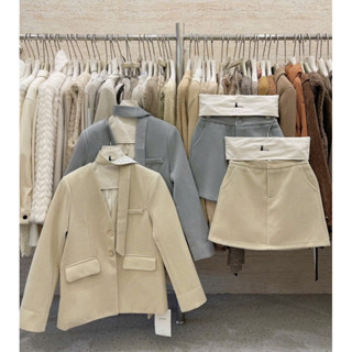 HYERI- Set Áo Blazer Dạ Trần Trám Lông Vũ + Chân Váy Dạ Cạp Chun sau Hàng  QC100%