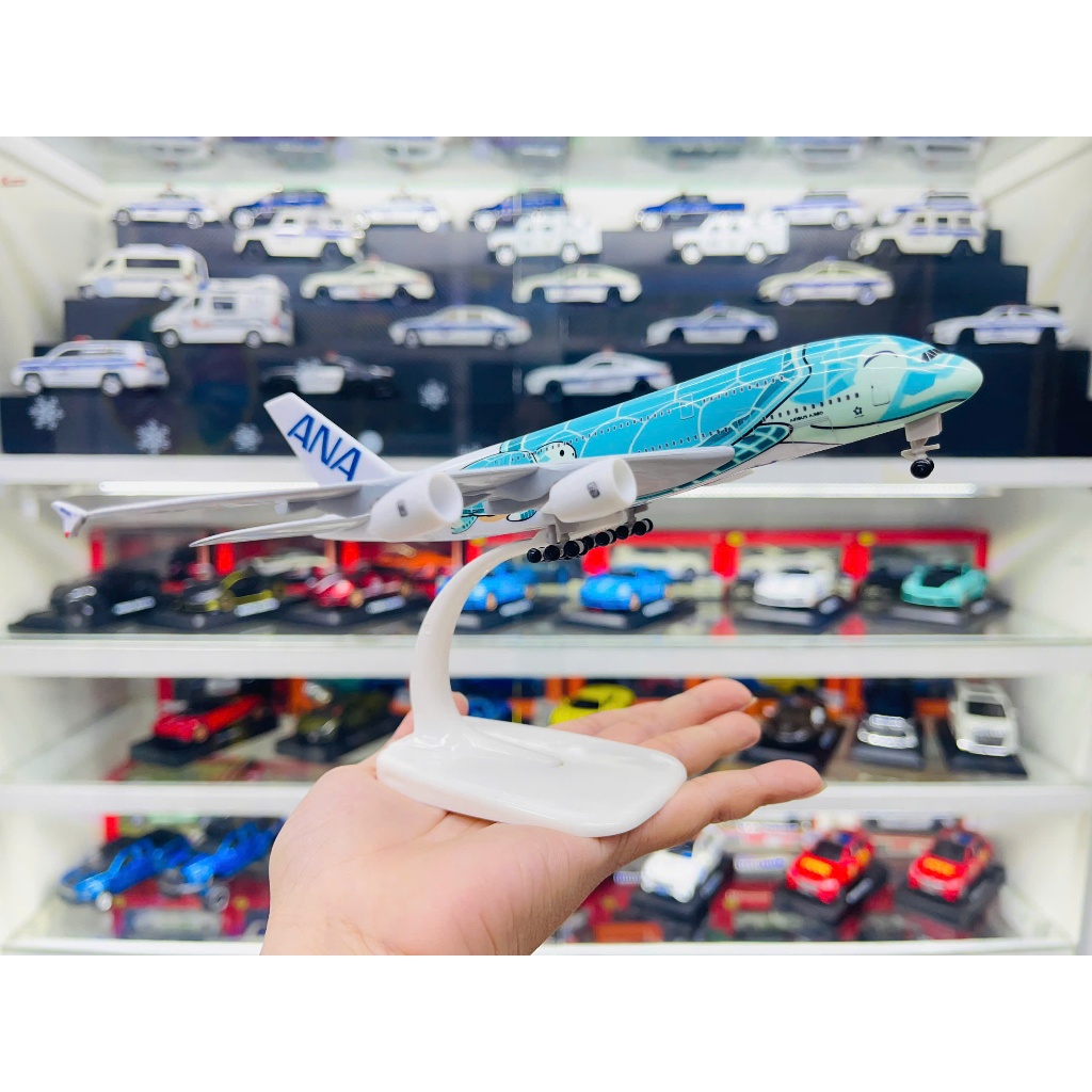 Mô hình máy bay Nhật Bản ANA Airlines Airbus A380 baby blue kích thước 20cm MB20087