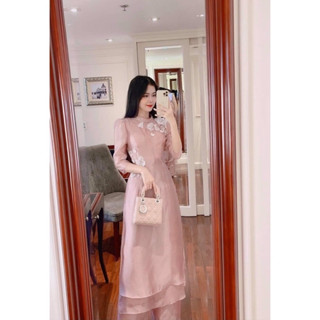  Áo Dài Tơ Óng Tiểu Thư Màu Hồng Ruốc Cách Tân 4 Tà Von Mềm Mại Đính Kết Nổi Bật - Lyna Store 1993 