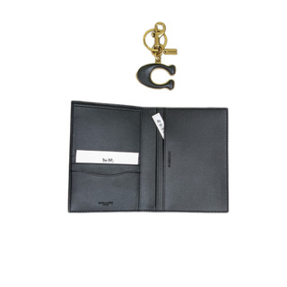 Ví Coach đựng Passport