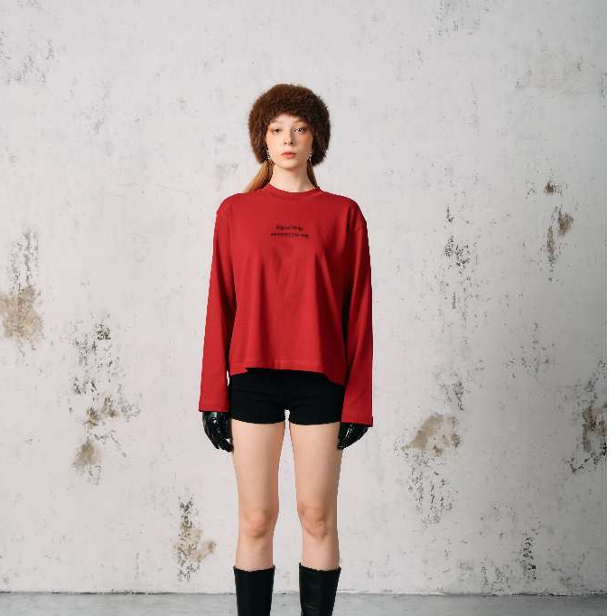 AT06 - "MAZIC" ÁO THUN TAY DÀI BLACK IN RED FORM BOXY