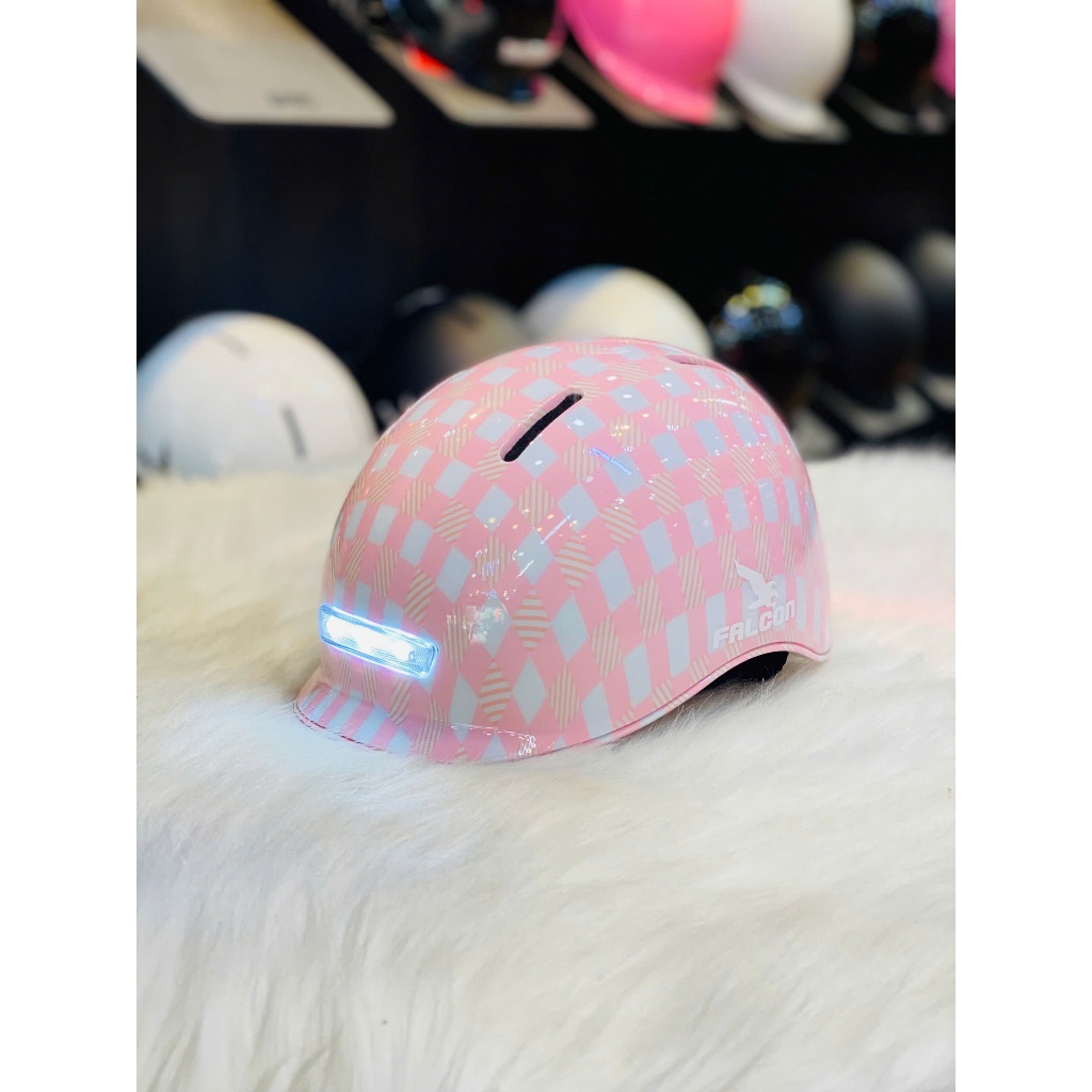 [NEW] Nón Bảo Hiểm Falcon F12 Màu Đen Bóng Hồng Caro Gắn Đèn Phát Sáng Chính Hãng POC HELMETS
