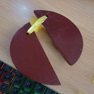 quẻ gỗ xin keo nâu
