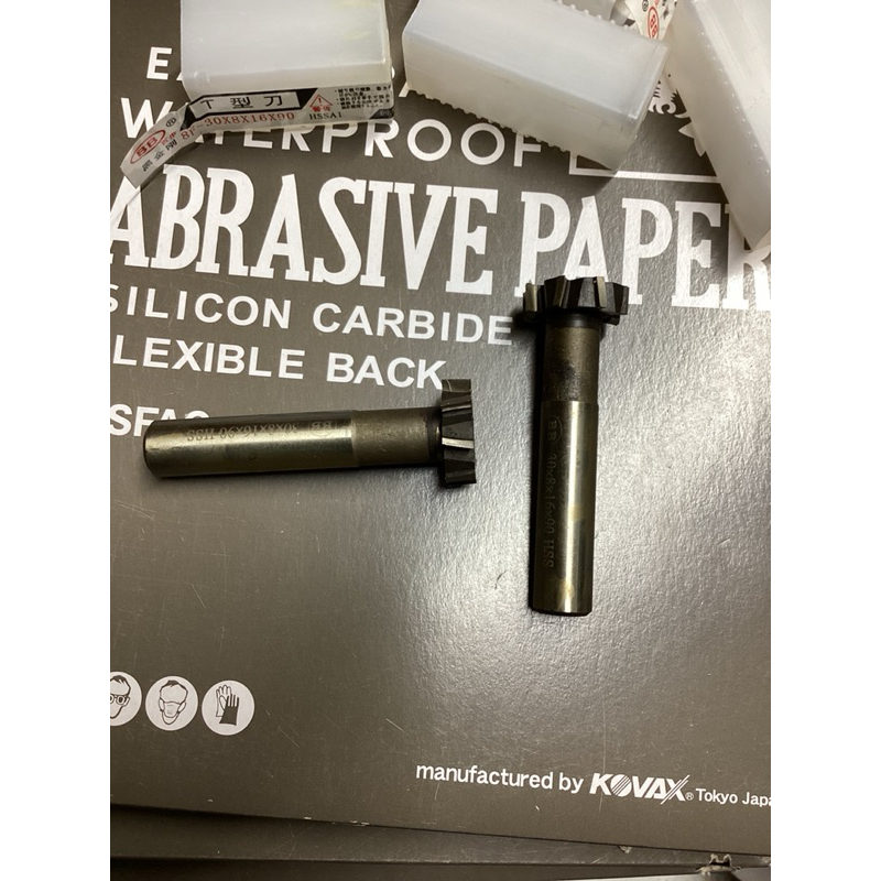 Dao phay chữ T phi 22mm dầy 10mm và 12mm thân tròn 12mm