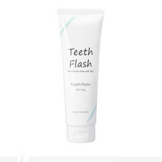 Set Kem Đánh Răng Và Đèn Chiếu Teeth Flash White NHẬT BẢN