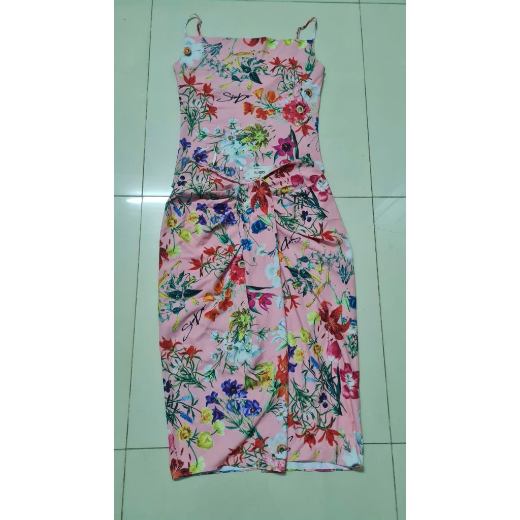 [Pass] Set áo và chân váy hoa hiệu SIXDO siêu xinh