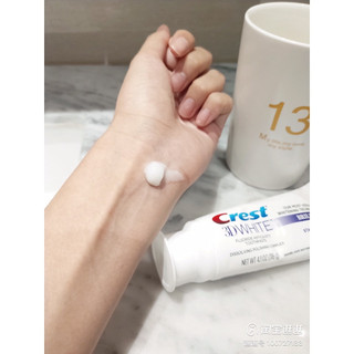 (Bản Mỹ/Trung) Kem đánh răng Crest 3D white Brillance