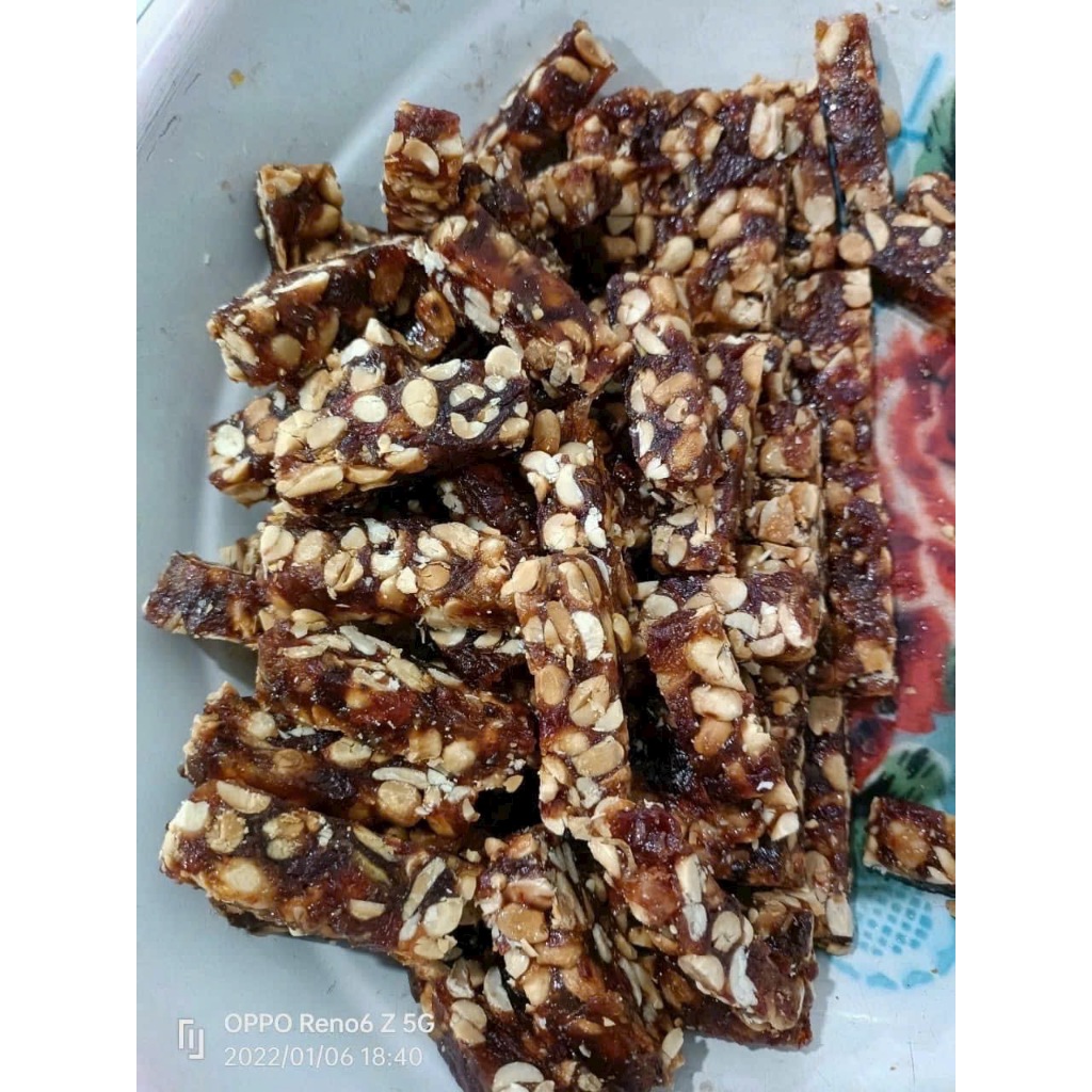 [Mứt Ngày Tết] Mứt Chuối Ngào Gừng Cùng Đậu Phộng, Dẻo Ngọt Bùi Quà Tặng Dịp Lễ Tết