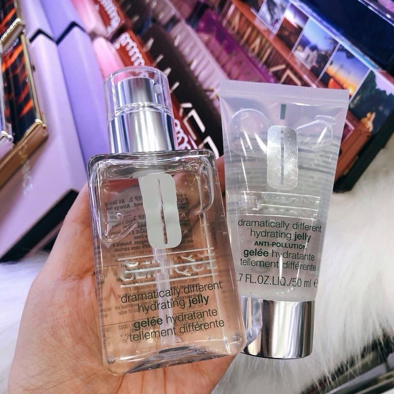 kem dưỡng ẩm Dramatically Different Hydradting Jelly 125ml