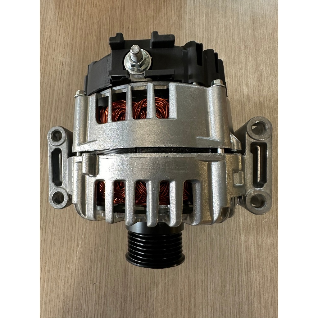 Máy Phát Mercedes E300 W212 Mã A0009060500 Bảo Hành 12 Tháng