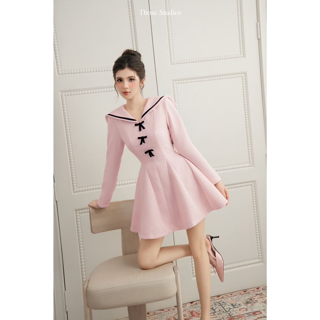 THOSE STUDIOS Đầm hồng tweed cổ V dáng xoè ngắn nữ tính, thanh lịch Regina Dress