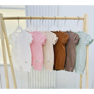 body bé gái đùi cộc tay sợi tre Kidsmart shop viền bèo Anmina AMI0178