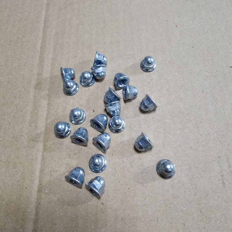 1 ốc đũa đầu bò xe Dream lắp chung Fu 1 , wave / ốc đầu lòng Dream