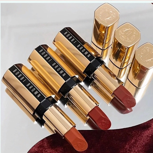 Son Bobbi Brown