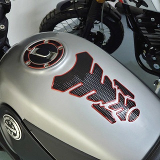 Tem Dán Bình Xăng Moto Chống Trầy Trang Trí Xe Máy [ Mẫu 1 ]