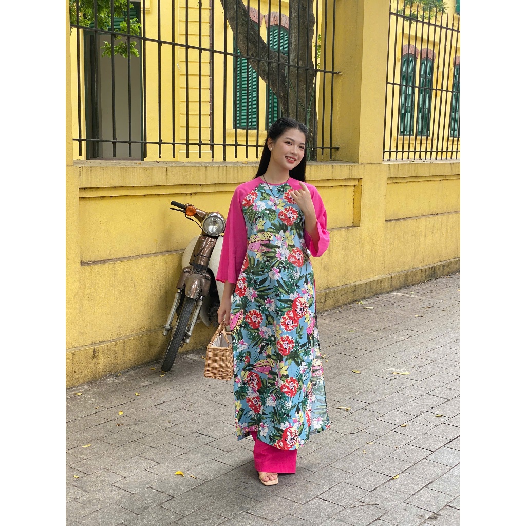 Áo dài OZ Design House AD37678TET25 linen cổ tròn dáng suông in hoa lá phối tay hồng