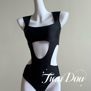Bikini bodysuit 1 mảnh khoét 2 eo sexy màu đen thời trang nữ Famos