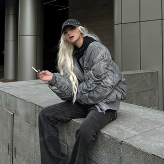 Áo Khoác Bomber Chần Bông Tay Nhún Hoạ Tiết Loang Hot 2025 - FJT4