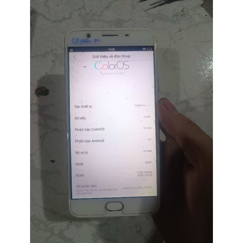Cụm xác Oppo F1s còn dùng bị phồng pin