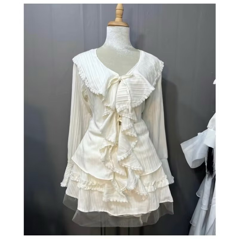 Sét Váy Đũi Gân Bèo Ren Áo Bánh Bèo + Chân Váy Xòe | BigBuy360 - bigbuy360.vn