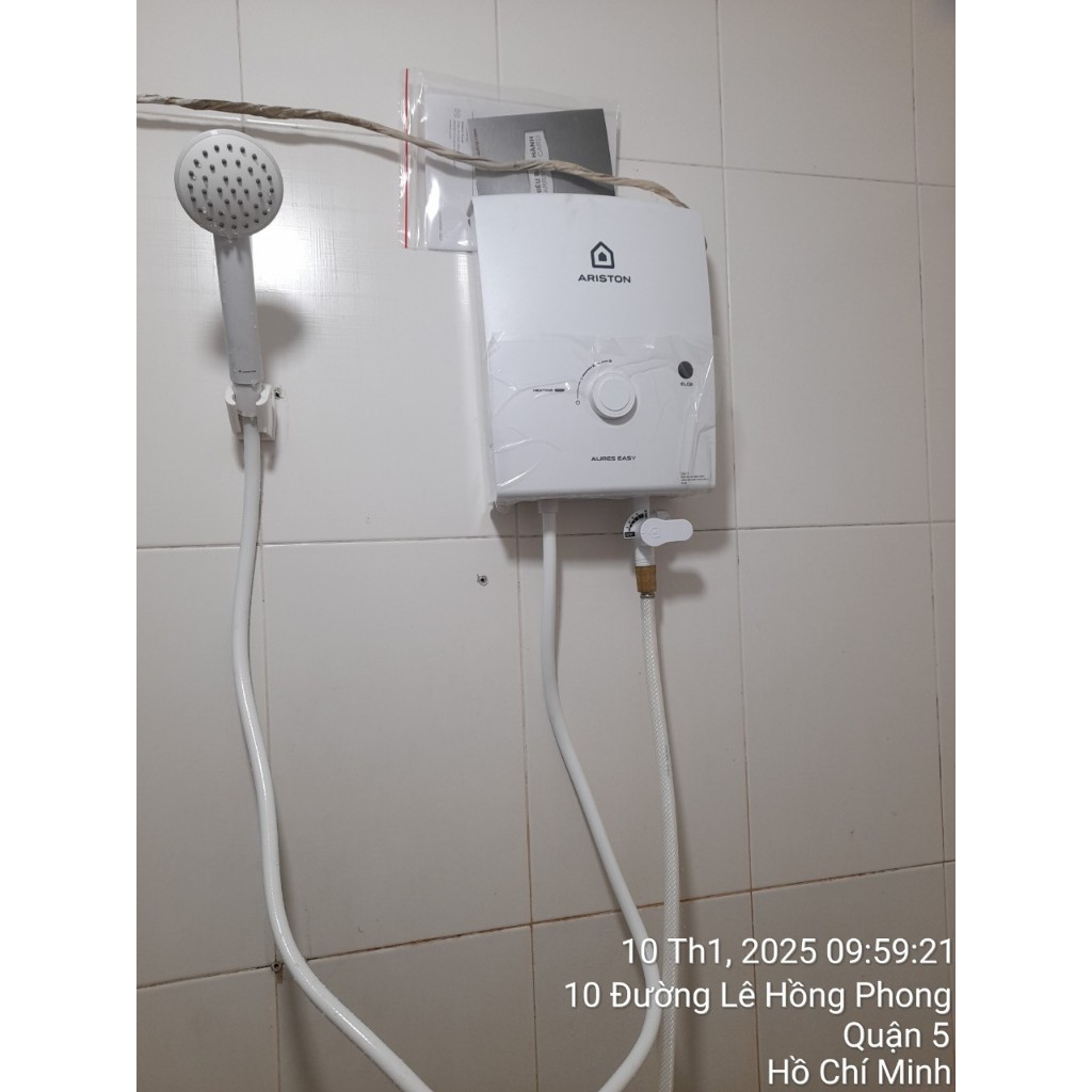 AURES EASY 3.5 Máy Nước Nóng Trực Tiếp Ariston AURES EASY 3.5 - Công suất 3500W, Vòi sen 1 chế độ, Điều chỉnh nhiệt độ 3
