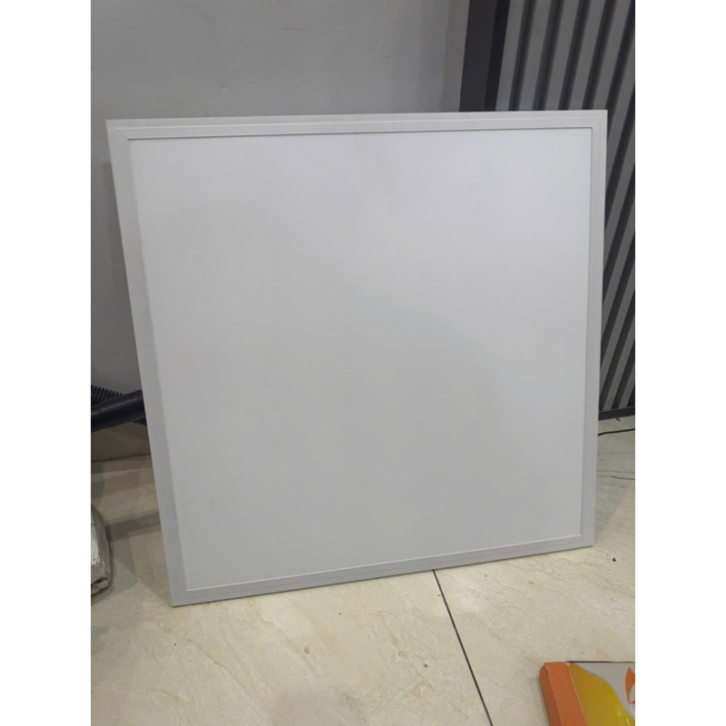 Đèn âm trần panel 600*600 60w và 40w ánh sáng trắng