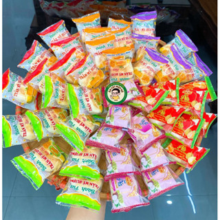 Combo 2Kg bánh pía mix 6 vị Kim sa: đậu xanh sâu riêng ăn chay, vị trứng muối, kim sa dứa