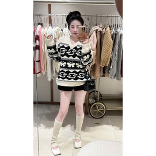  Áo Len Dài Tay Nữ Họa Tiết Vintage Xinh Xắn Dễ Thương Dáng Rộng Giấu Quần Trùm Mông QCCC Cao Cấp 