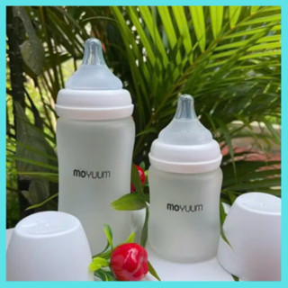  Bình sữa moyum thủy tinh tráng silicon núm ti mềm có 2 size 170ml,270ml 