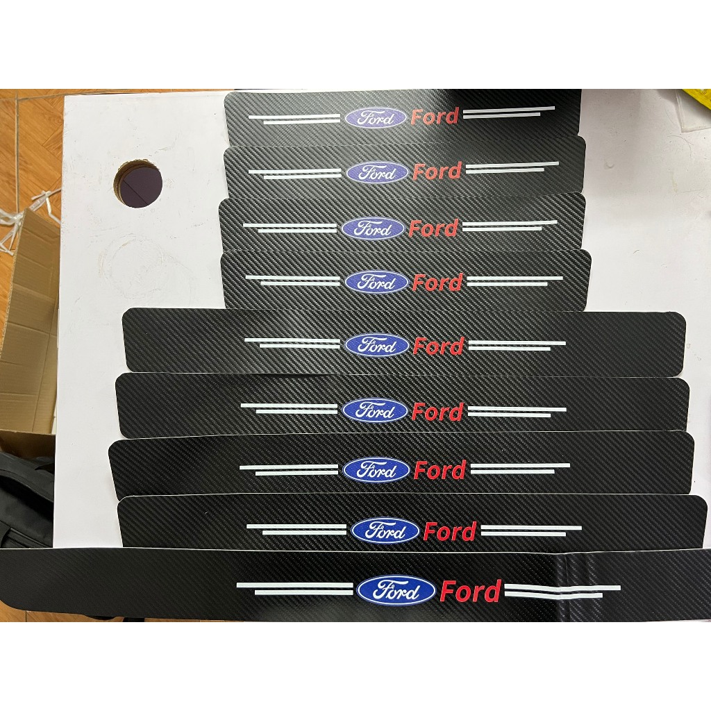 Bộ BC2 FORD Chống Trầy Xước Bậc Cửa  Và  Cốp  Ô Tô