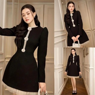 Váy thiết kế dài tay dáng A phối lưới xếp ly kèm 3 tag hoa bigsize mã V113