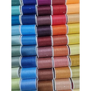 20 cuộn chỉ 20 màu Tiger và hàng xuất thanh lí