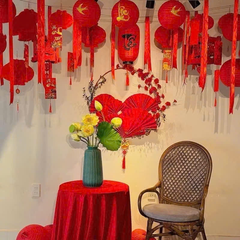 DÂY RUY BĂNG ĐỎ VẢI LỤA, HẠC ĐỎ, ÉN ĐỎ TREO CÂY TRANG TRÍ TẾT