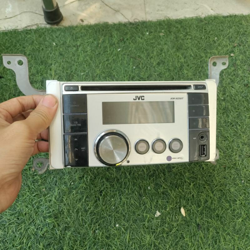 Đầu cd ô tô JVC thu về nguyên cụm dây