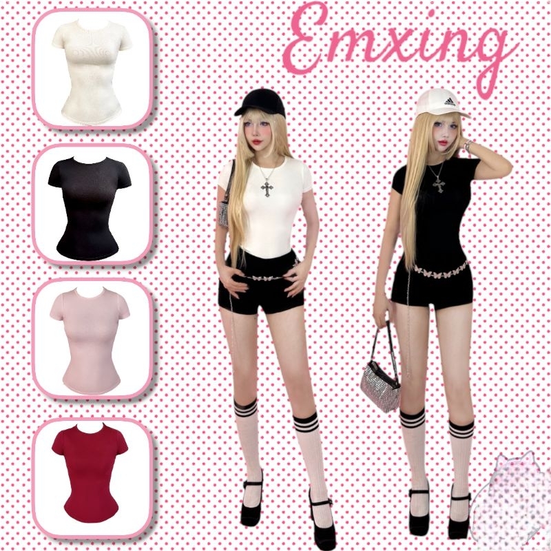 Áo thun trơn.Thun cao cấp. Áo thun siêu ôm dáng.Áo thun trơn bốn màu trắng, đen,đỏ,hồng.