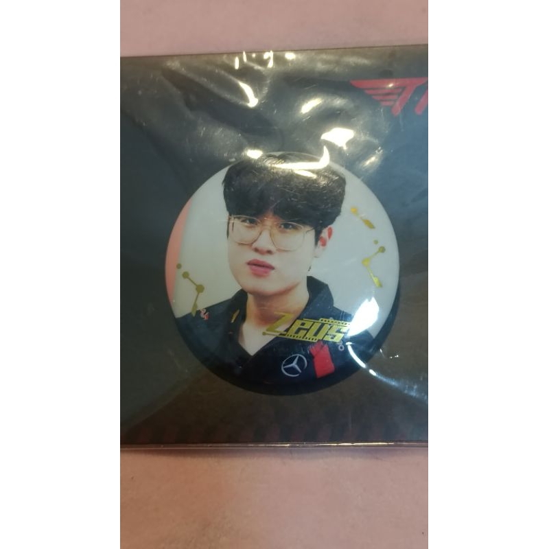 Badge Zeus t1 official msi 2024 chengdu chính hãng official good badge siêu xinh Zeus lck