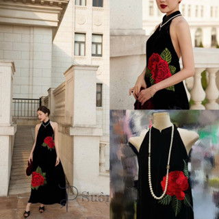  Váy nhung the cổ yếm kiểu mới thêu hoa hồng đỏ sang trọng 