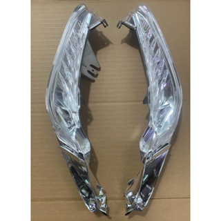 Nanh đèn pha đềmi Vario 125-150-160 .Hàng zin chính hãng honda