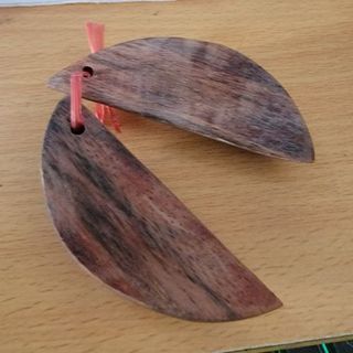 quẻ gỗ xin keo