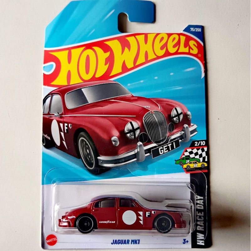 Xe mô hình Hot Wheels Jaguar MK1