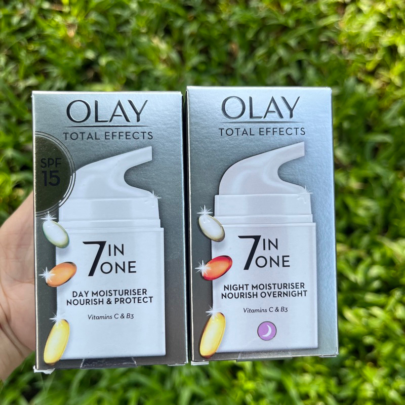 Kem trắng da Olay Total Effects 7 in 1. Bản UK