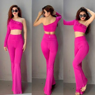 Set Bộ Đồ Nữ Tập Thể Thao Quần Loe Áo Tay Dài Lệch Vai Kèm Mút Đồng Phục Tết Tập Gym Yoga Aerobic