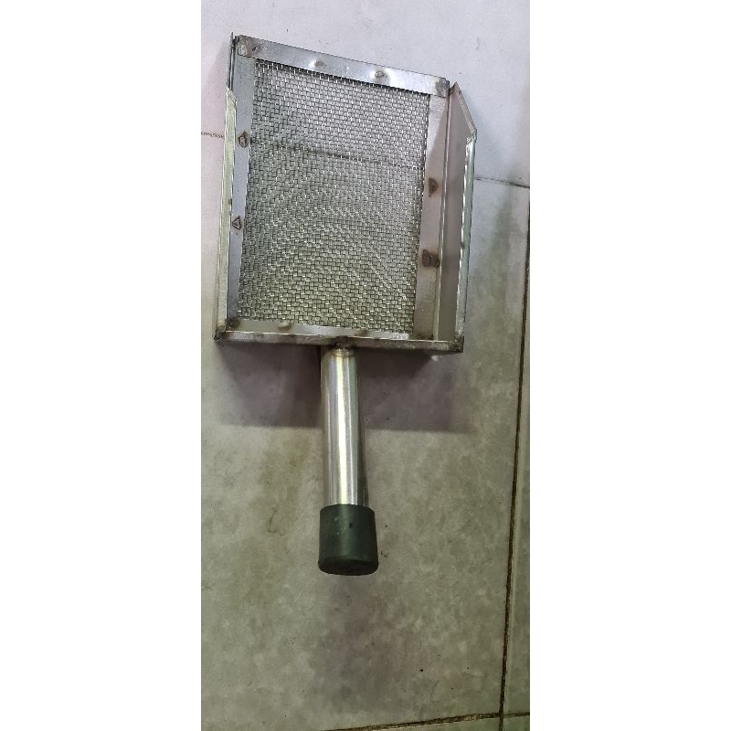 Sàng phân gà tiện dụng cho ae