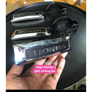 Logo honda gắn chảng ba