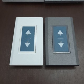 CÔNG TẮC CỬA CUỐN LẮP ÂM TƯỜNG (3 CHẾ ĐỘ LÊN -DỪNG - XUỐNG )