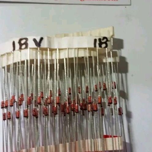 Đi ốt ổn áp 18V combo 10cai